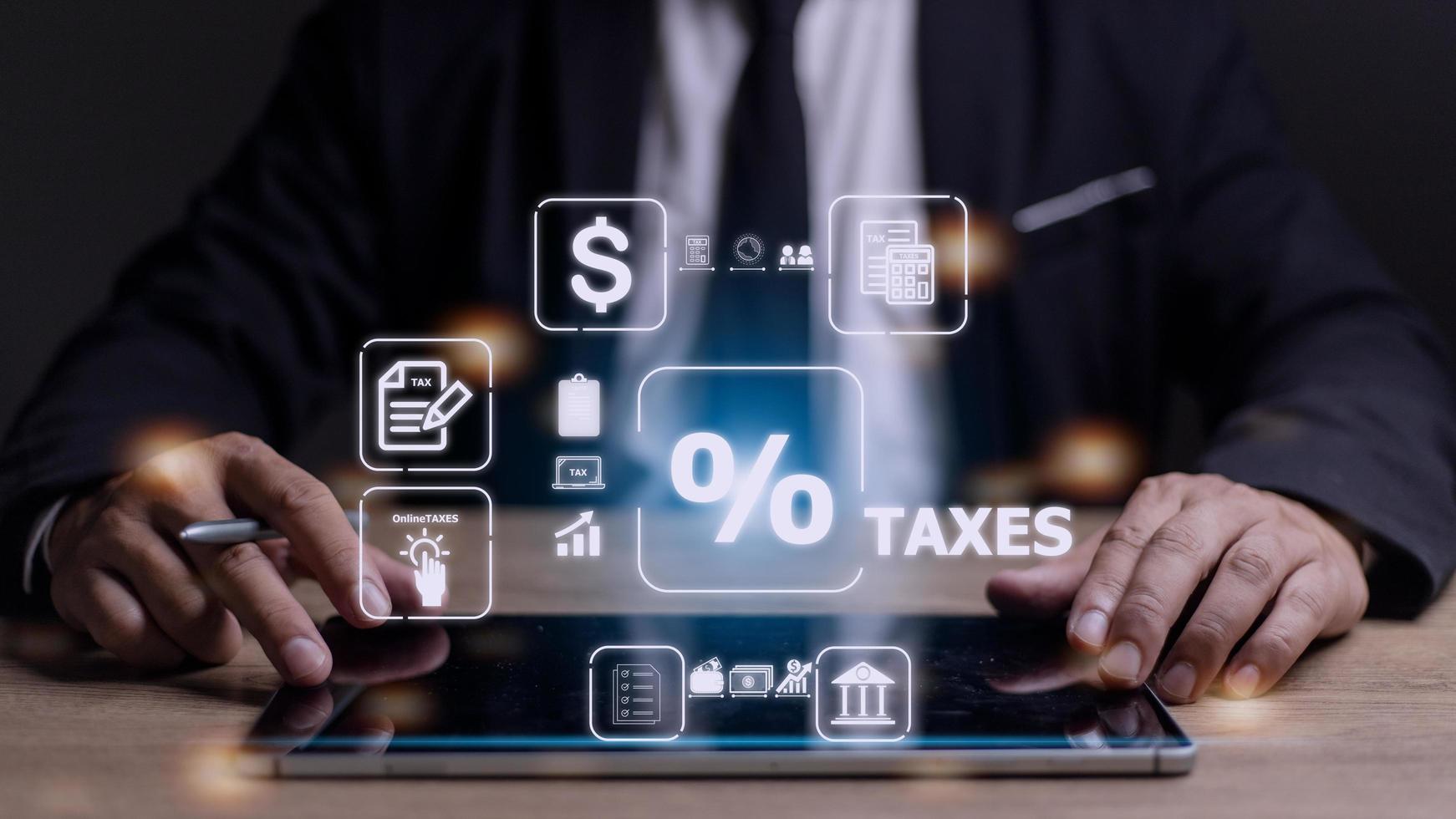 جمعية خبراء الضرائب : ضريبة جهاز المحمول المستورد لا تسري باثر رجعي